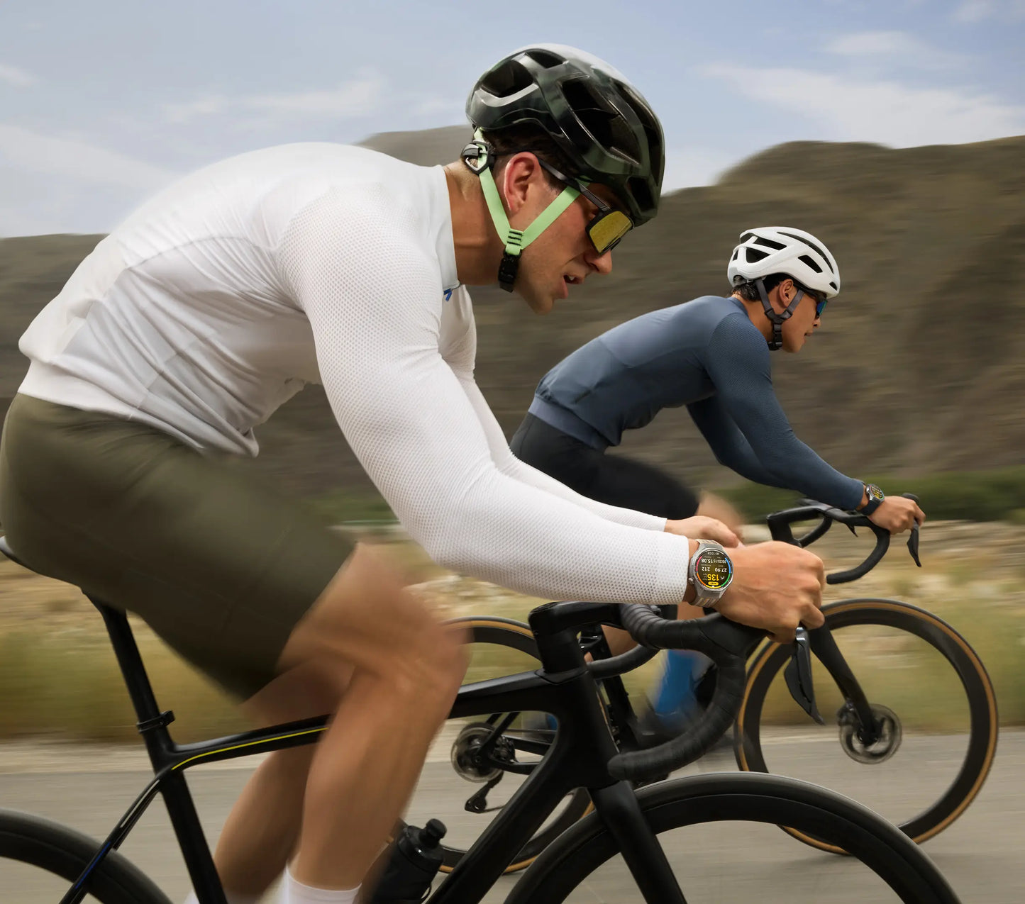 Huawei GT6 Atum Leather Strap Smartwatch 46mm Grey - With 6i headphones and extra strap