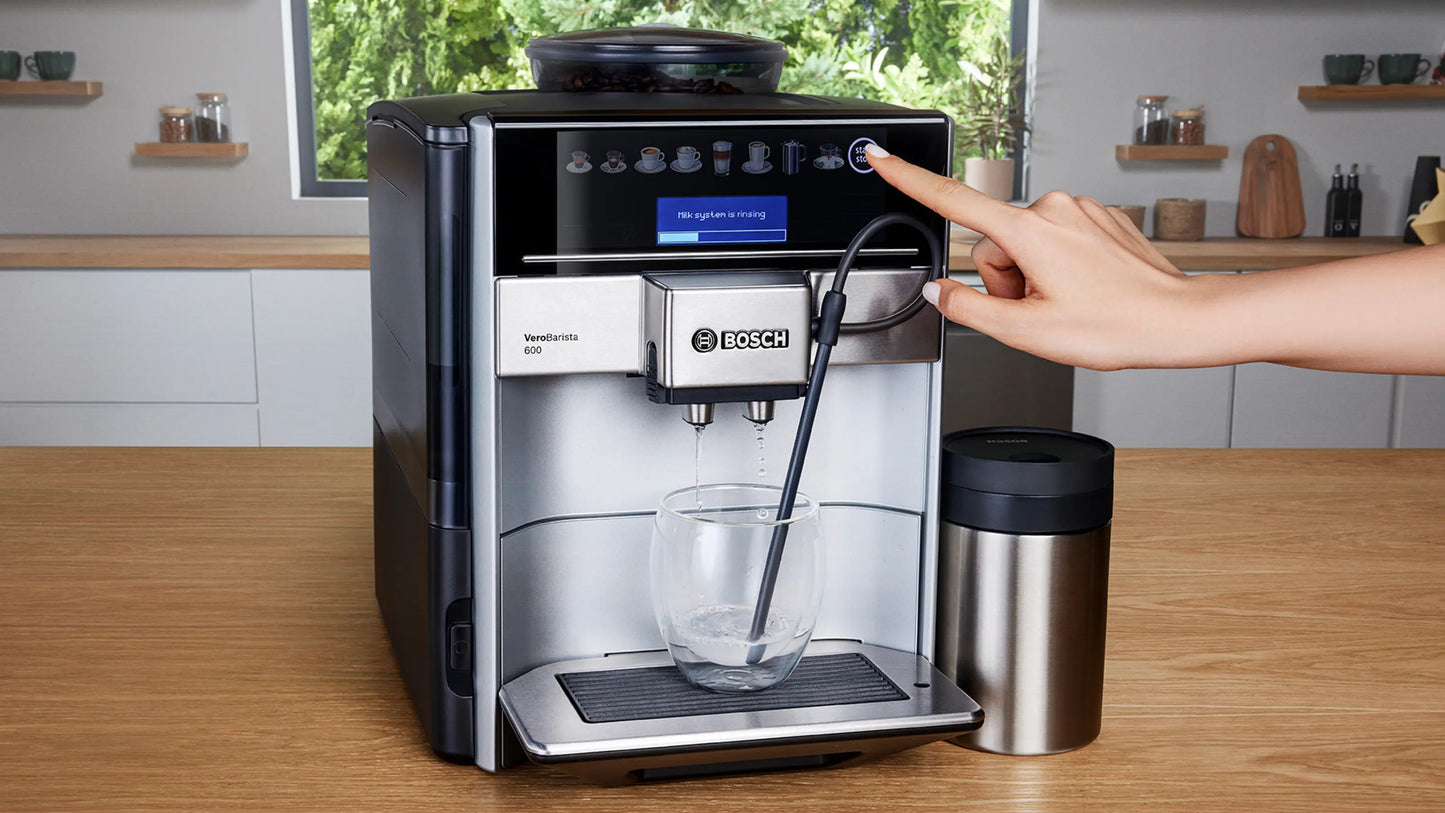 B0SCH Fully automatic coffee machine Vero Barista 600 Silver - TIS65621GB