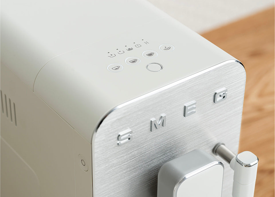 SMEG Automatic Coffee Machine With Steam Wand